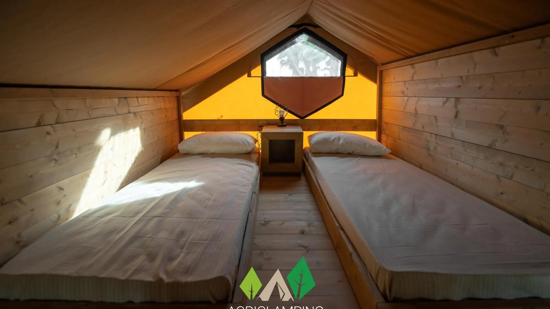 Tente de luxe Hotel Agriglamping Butterfly House Sardegna à Olmedo